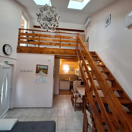 Apartment Cserke Holdfeny *